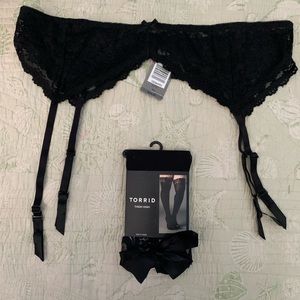 Brand new Torrid garter and thigh highs 3x-4X